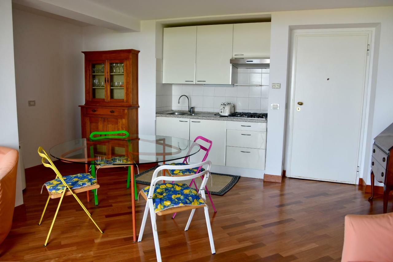 A.A.U.T Appartamento Villa Preli Chiavari Luaran gambar