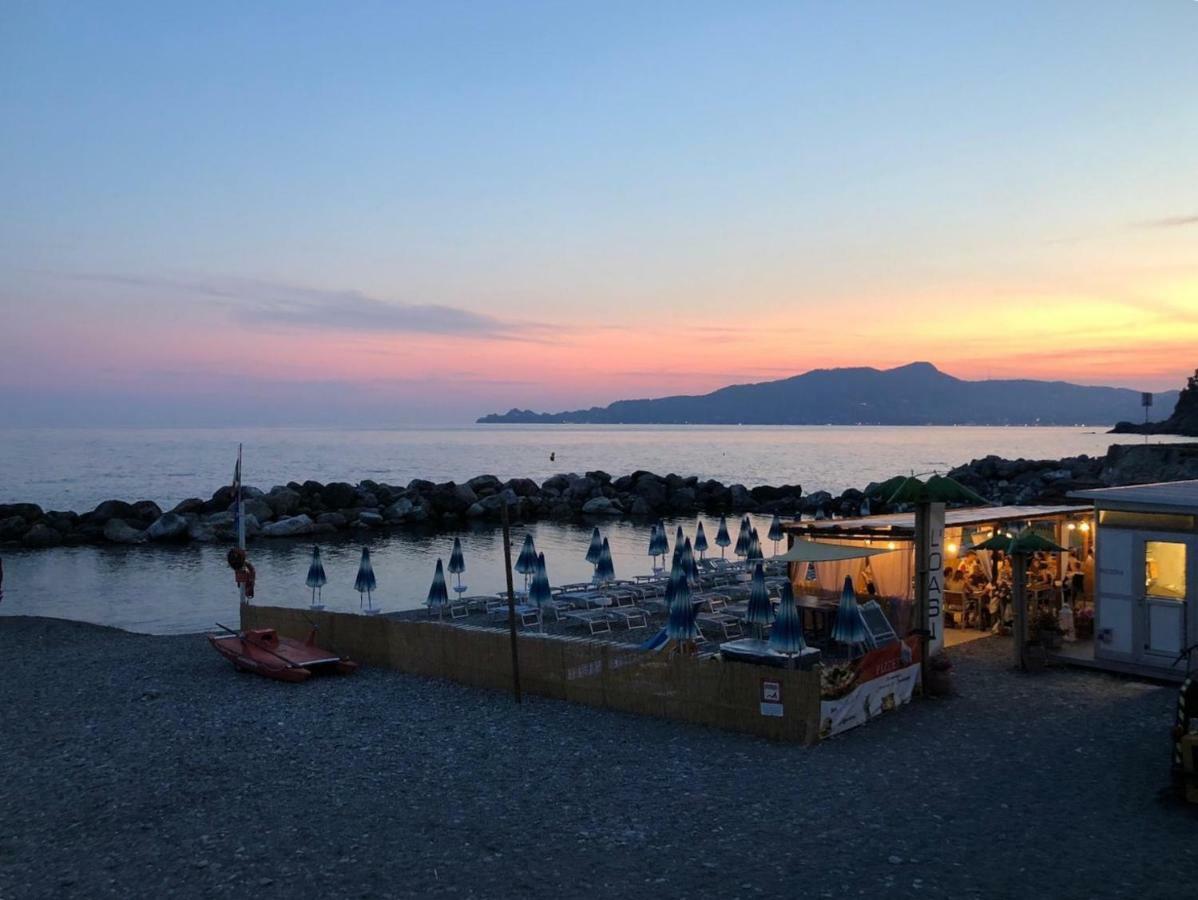 A.A.U.T Appartamento Villa Preli Chiavari Luaran gambar